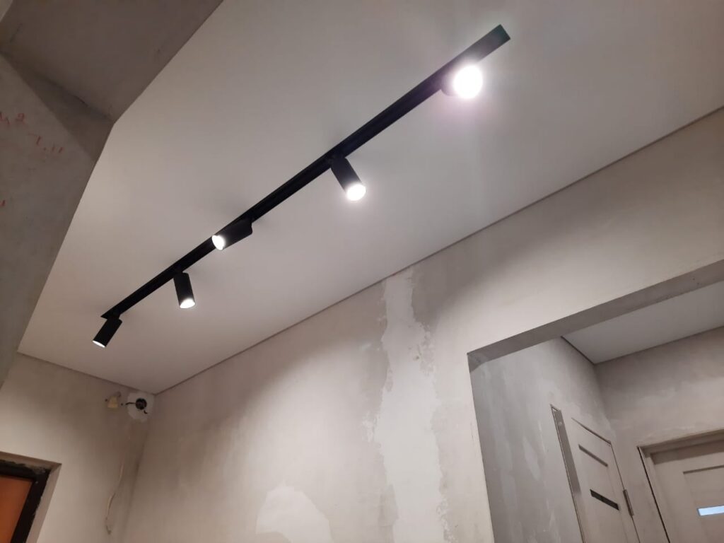 Натяжные потолки в 2-х комнатной квартире в г. Алапаевск
